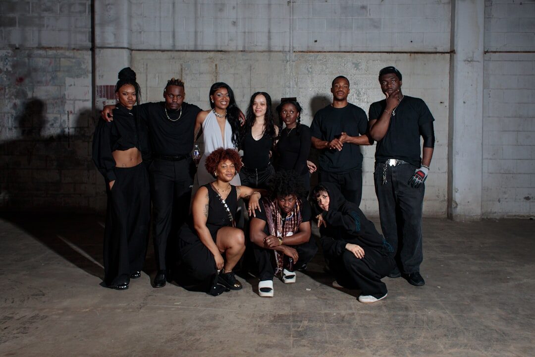 celebrity group photo